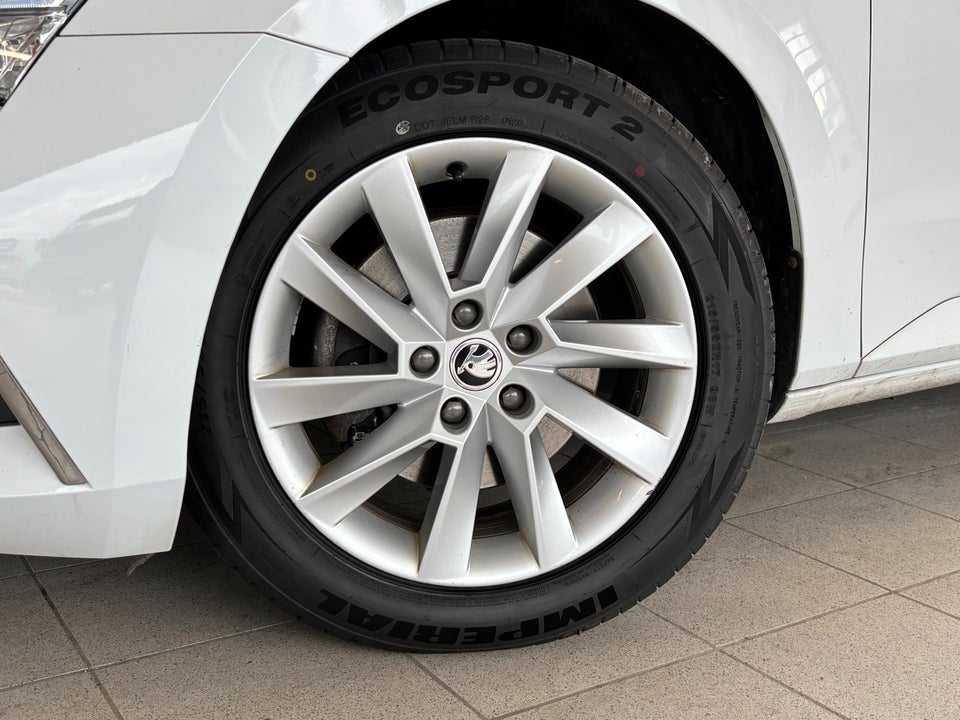 Skoda Superb 1,4 TSi iV Combi DSG 5d