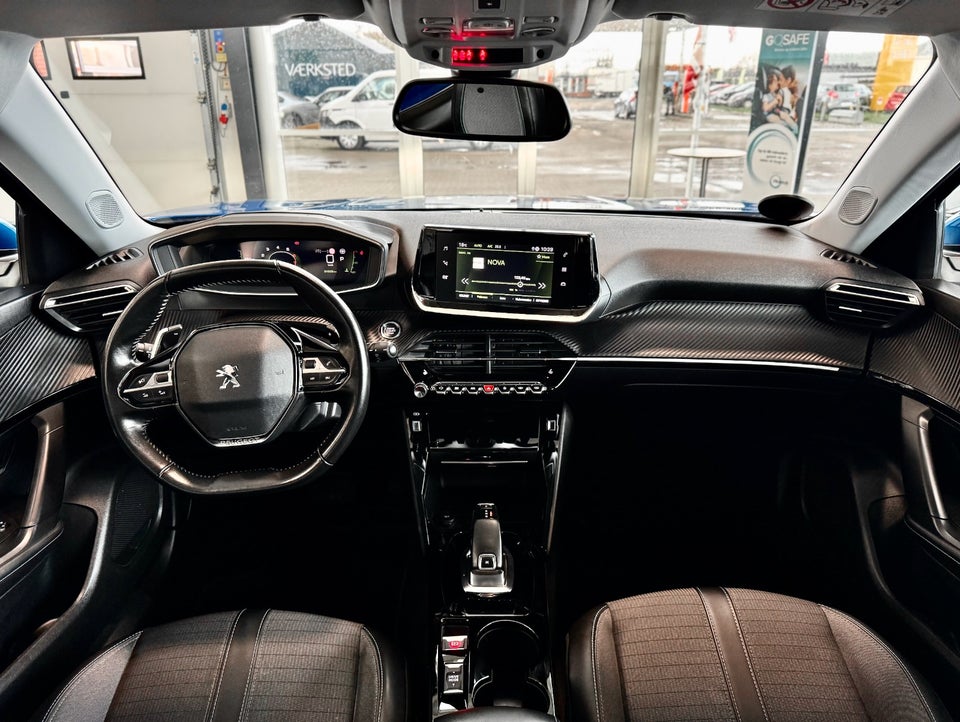 Peugeot 2008 1,2 PureTech 130 Selection Tech EAT8 5d