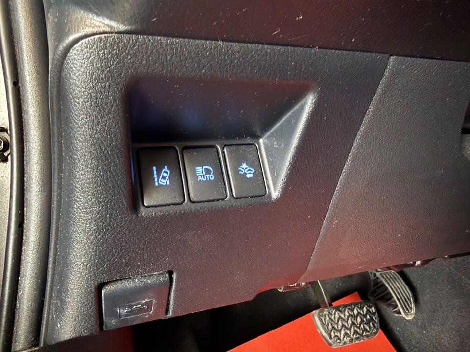 Toyota Yaris 1,5 Hybrid H2 Premium e-CVT 5d