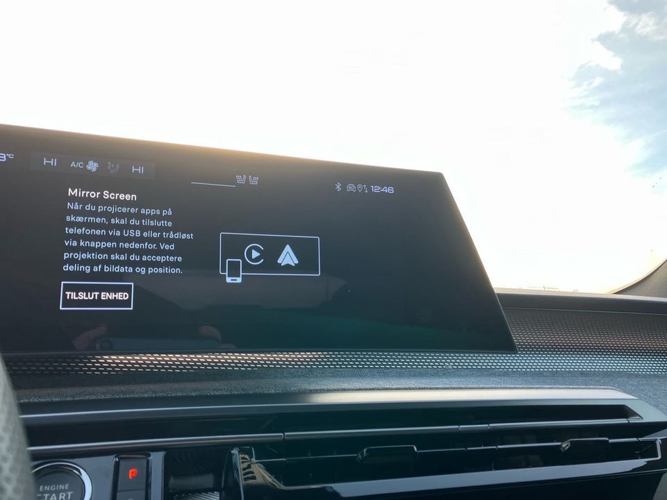 Peugeot e-3008 77 GT Pack 5d