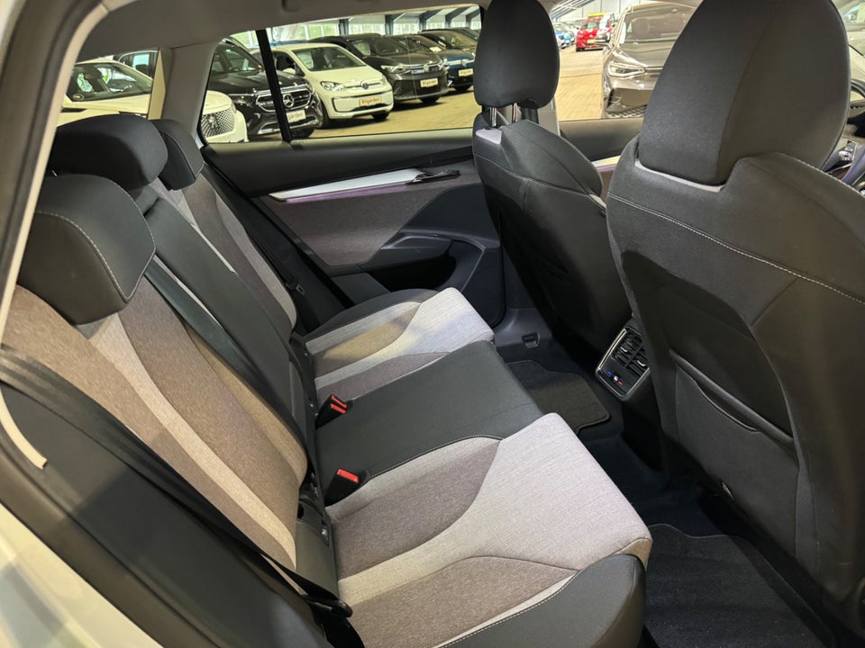 Skoda Enyaq 60 iV Lodge 5d