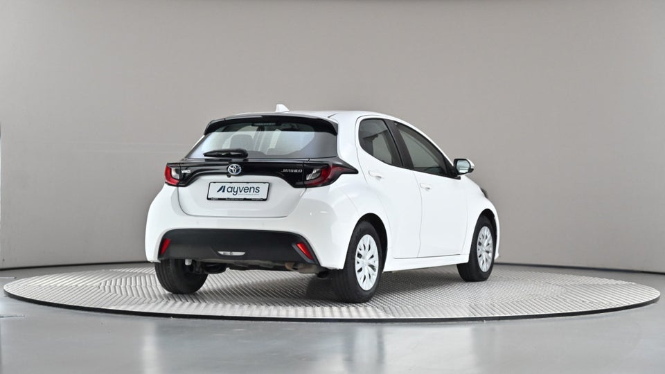 Toyota Yaris 1,5 Hybrid H3 e-CVT 5d