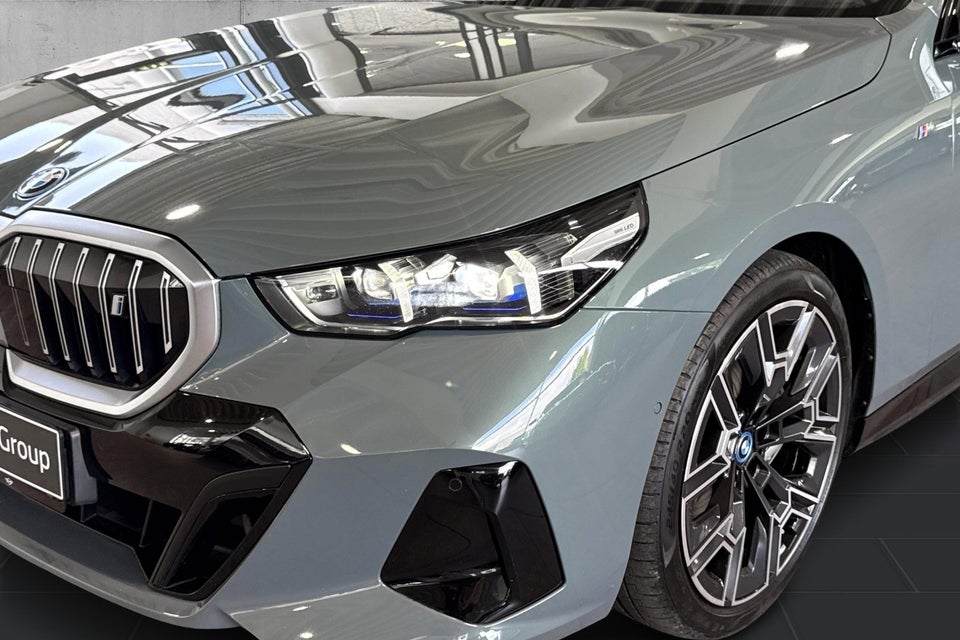 BMW i5 eDrive40 Touring M-Sport 5d