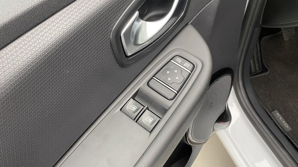 Renault Clio IV 0,9 TCe 90 Zen Sport Tourer 5d