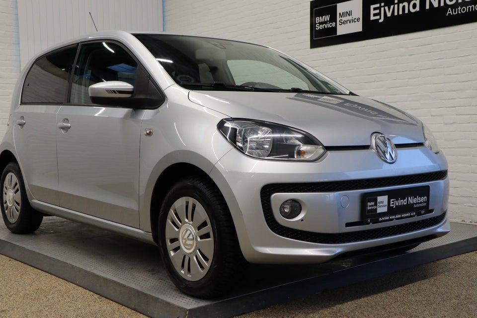 VW Up! 1,0 75 High Up! ASG 3d