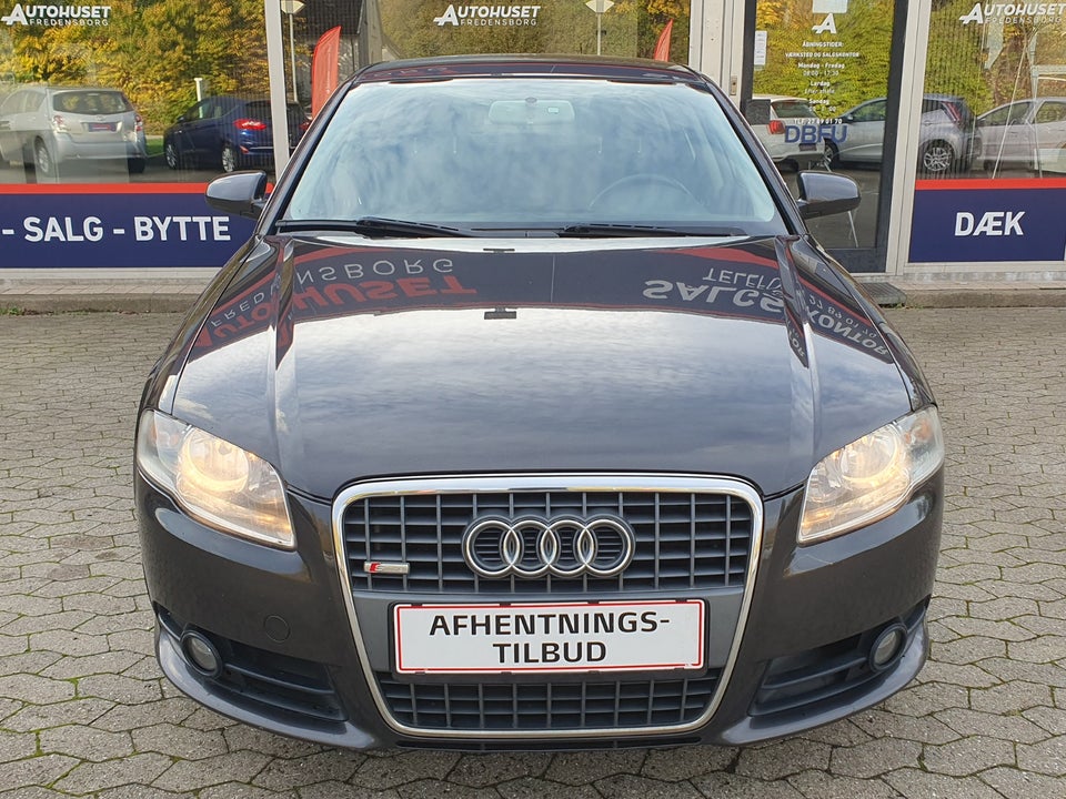 Audi A4 1,8 T 163 4d