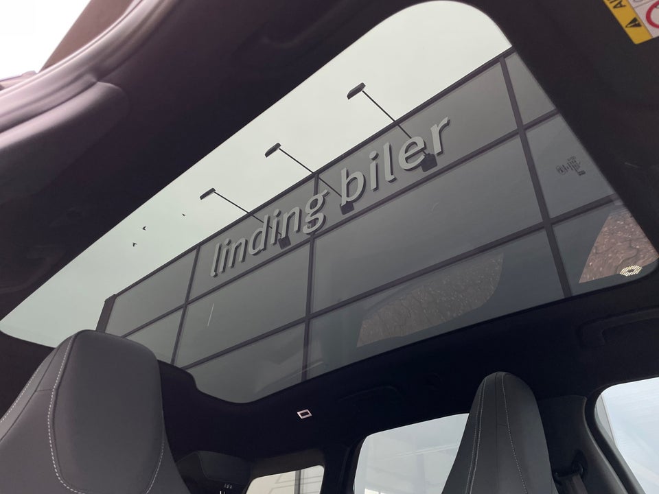 Ford Explorer 82 Premium Extended Range 5d