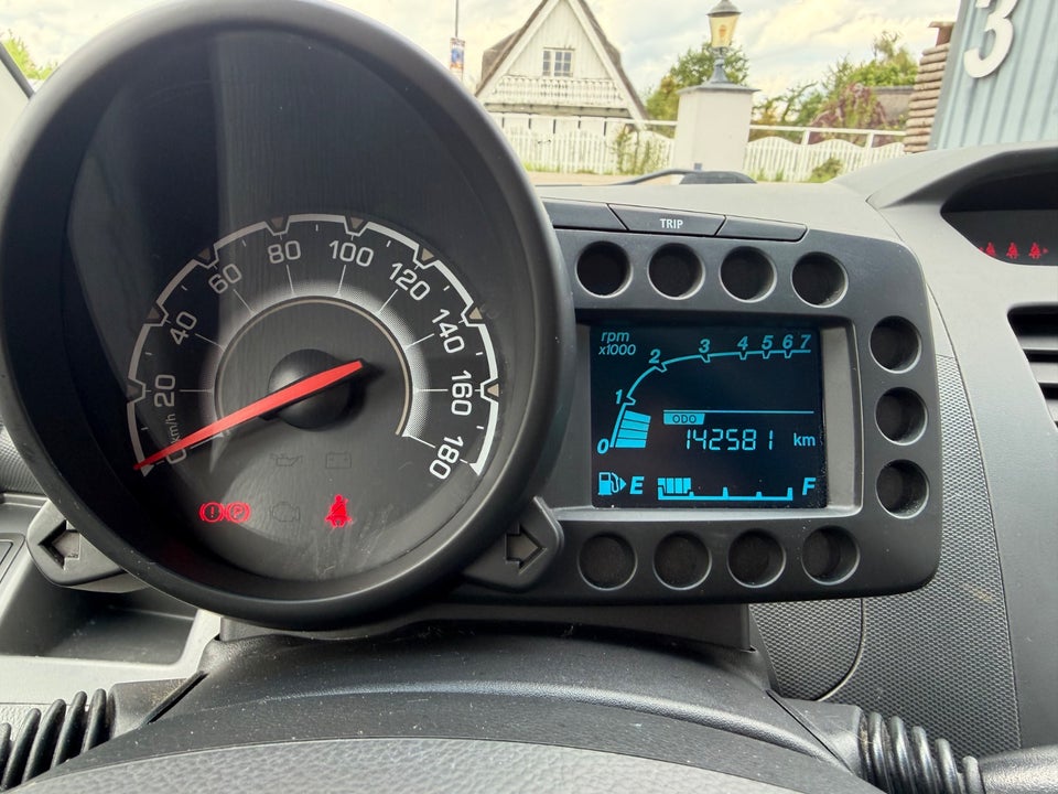 Chevrolet Spark 1,0 LS 5d