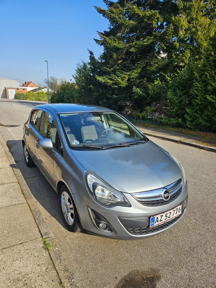 Opel Corsa 1,3 CDTi 95 Cosmo 5d