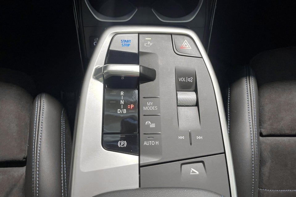 BMW iX1 eDrive20 M-Sport Pro 5d