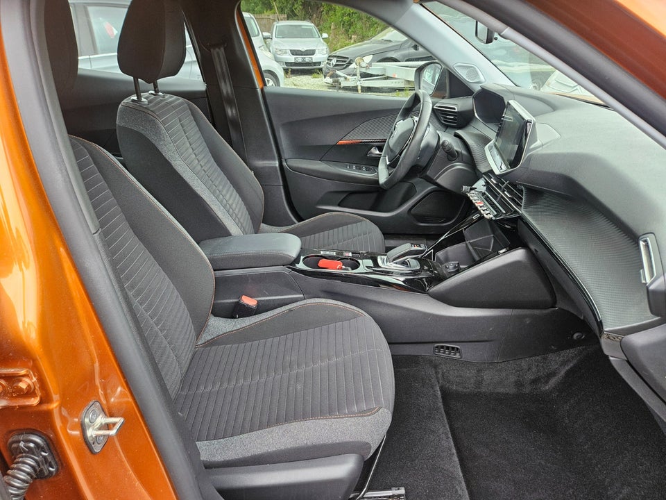 Peugeot e-2008 50 Active Pack 5d
