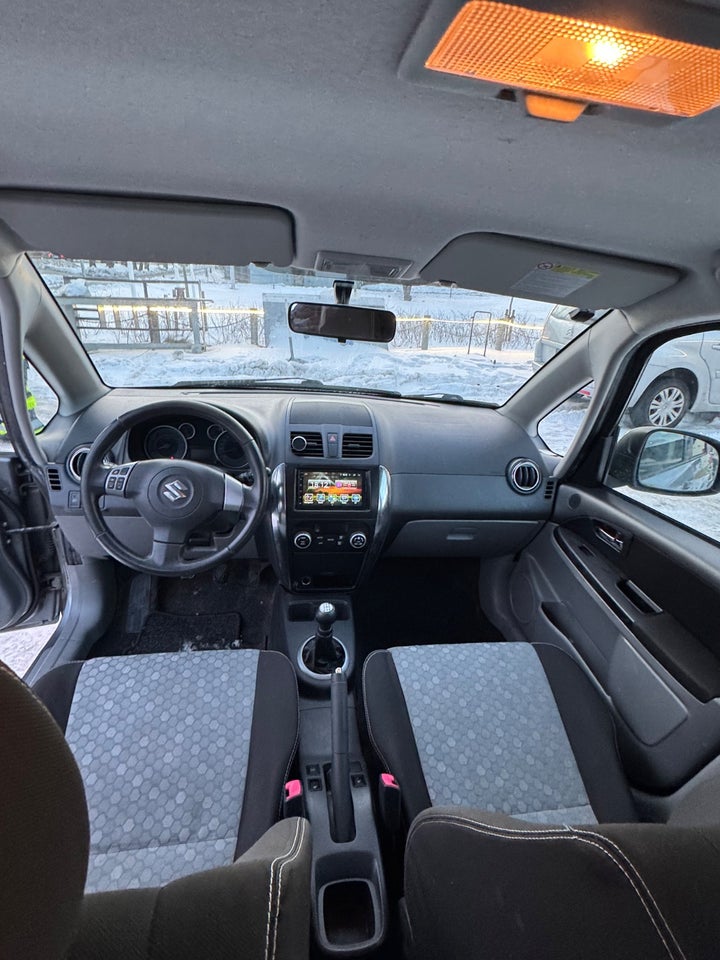 Suzuki SX4 1,6 CombiBack Tour 5d
