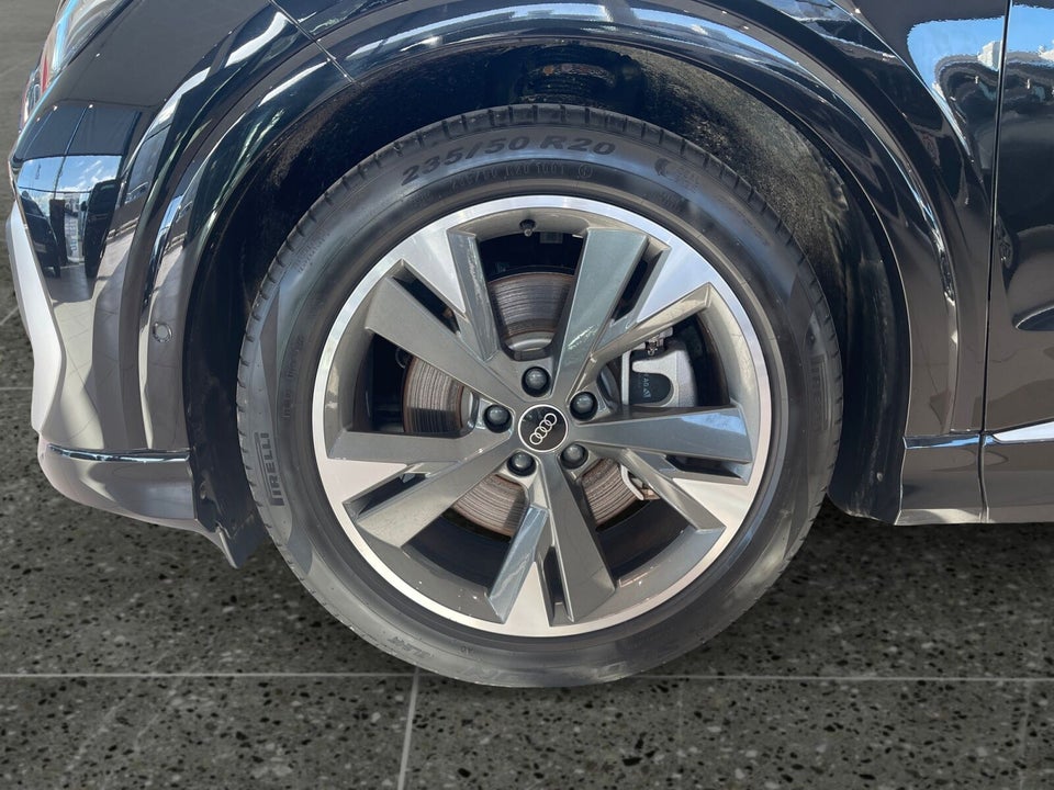 Audi Q4 e-tron 40 S-line Sportback 5d