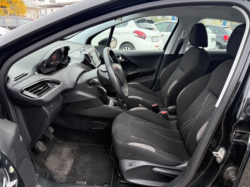 Peugeot 208 1,2 VTi Active 5d
