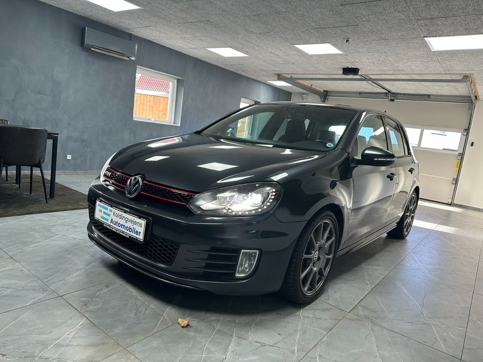 VW Golf VI 2,0 GTi 5d