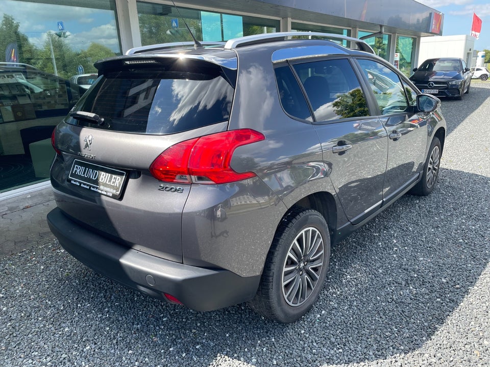 Peugeot 2008 1,2 VTi 82 Active 5d