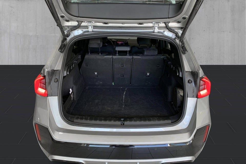 BMW iX1 eDrive20 Fully Charged M-Sport 5d