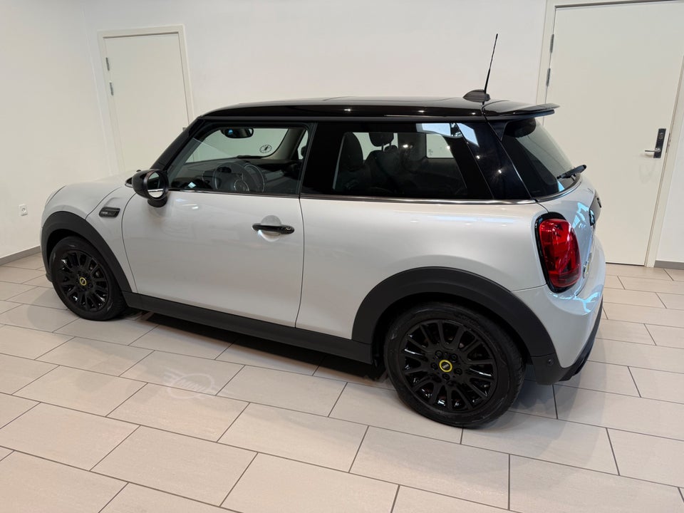 MINI Cooper SE Camden Edition 3d