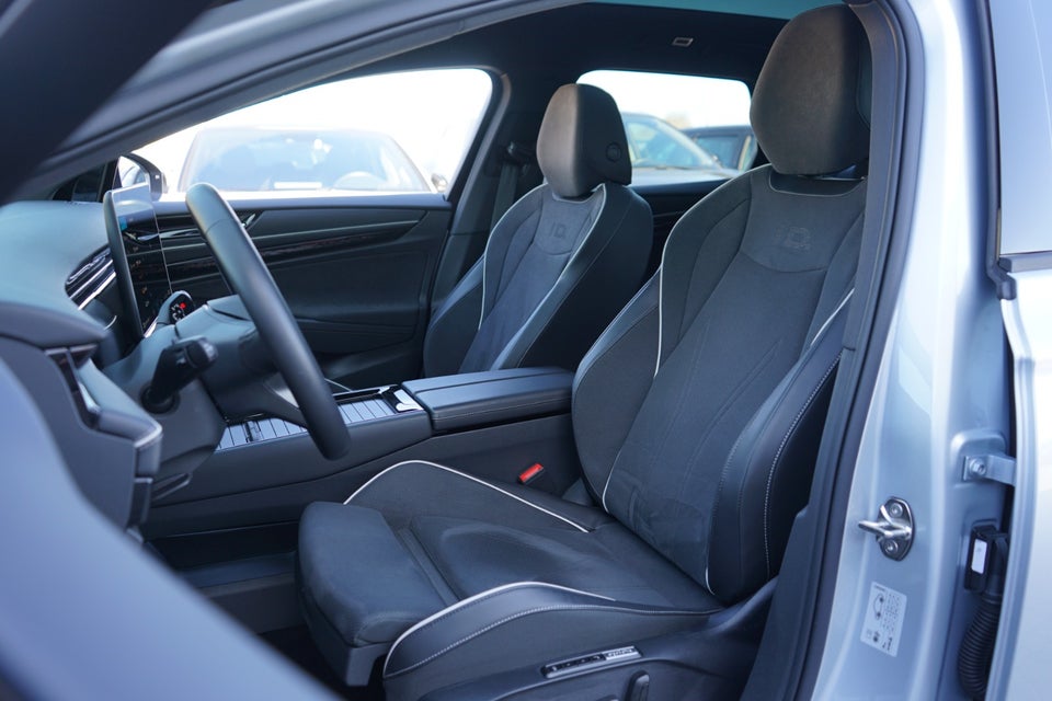 VW ID.7 86 Style S Tourer 5d