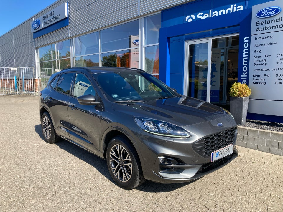 Ford Kuga 2,5 PHEV ST-Line X CVT 5d