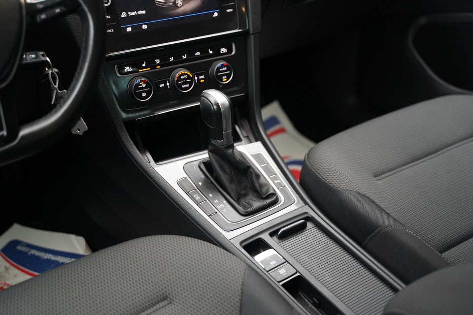 VW Golf VII 1,5 TSi 130 Comfortline Variant DSG 5d