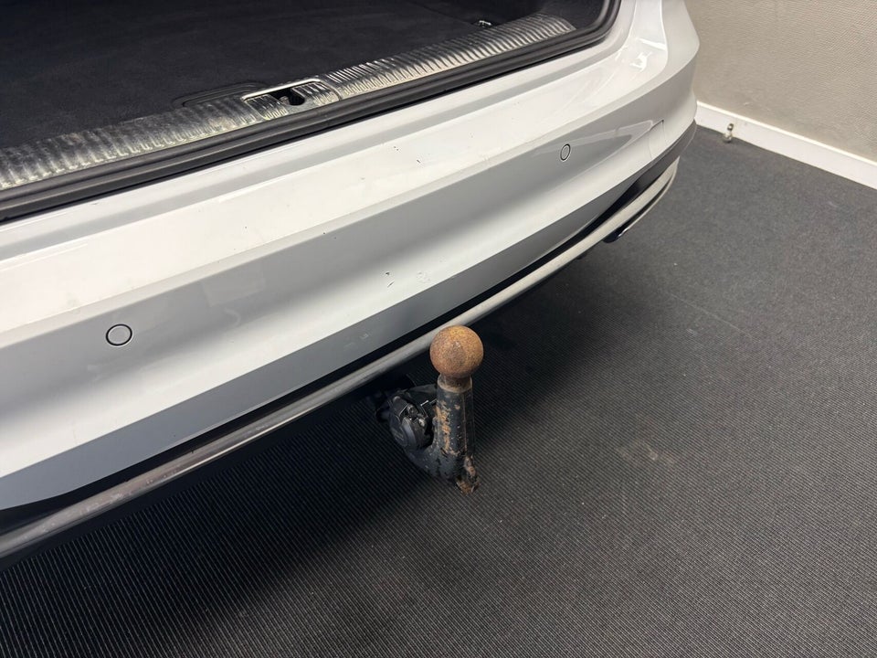 Audi A4 40 TFSi Prestige plus Avant S-tr. 5d