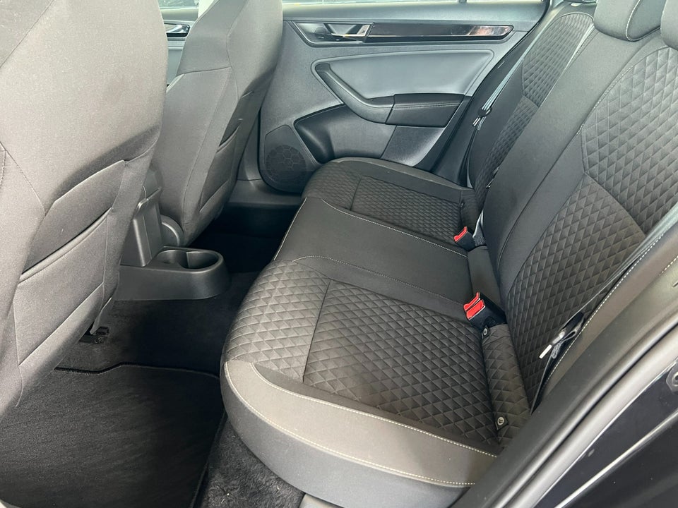 Skoda Rapid 1,0 TSi 95 Ambition Spaceback 5d