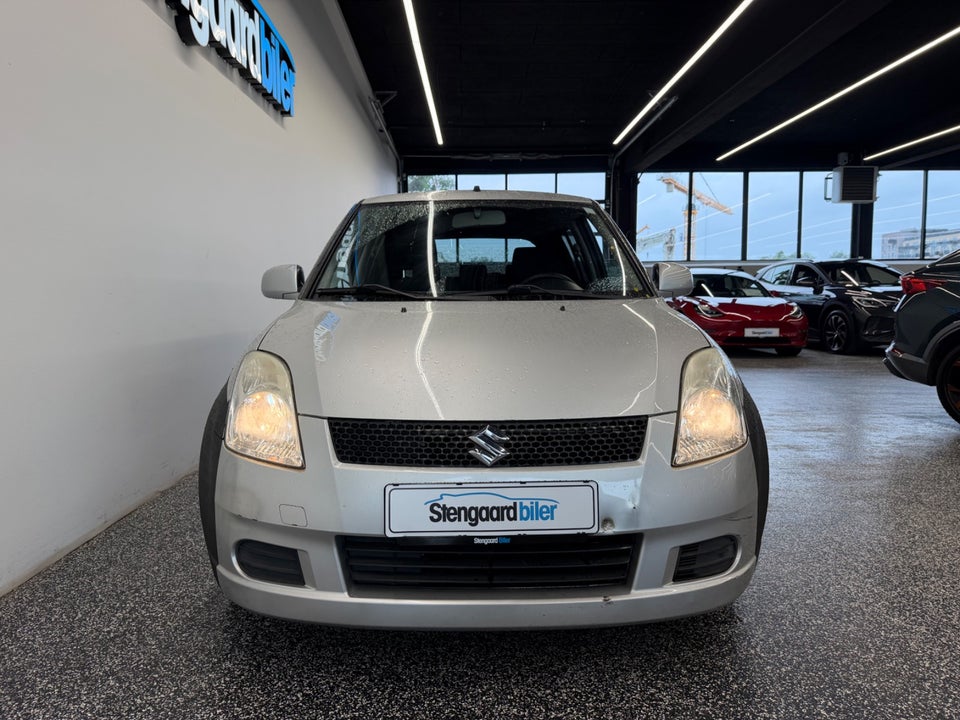Suzuki Swift 1,5 GL-A 5d