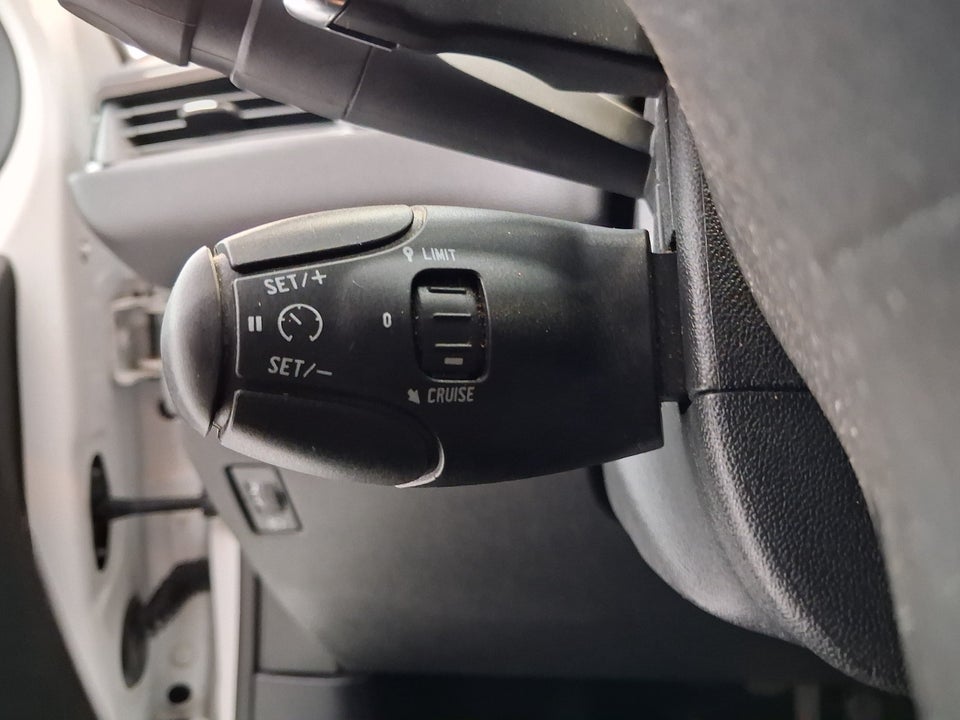 Peugeot 208 1,2 e-VTi 82 Active ESG 5d