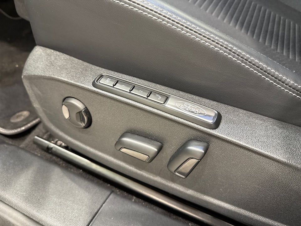 Ford Capri 77 Select Extended Range 5d