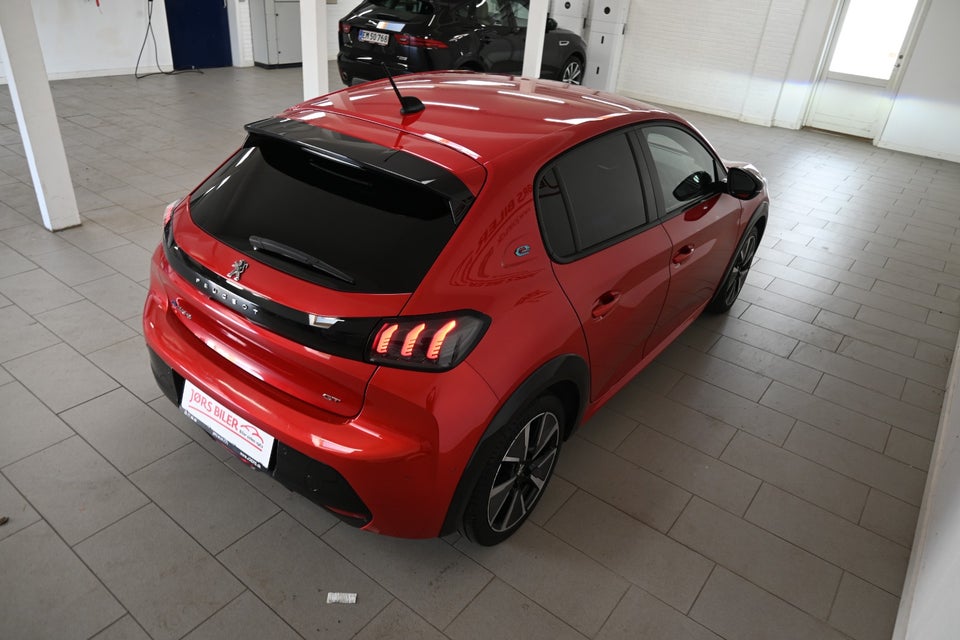 Peugeot e-208 50 GT Pack 5d