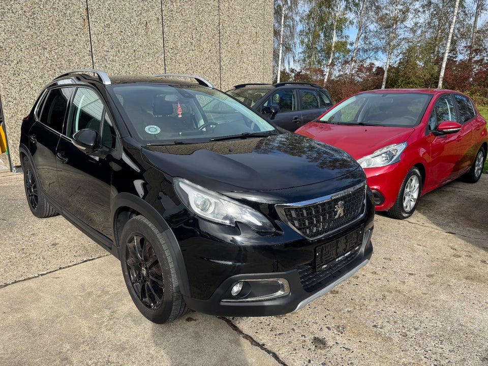 Peugeot 2008 1,6 BlueHDi 120 Allure Sky 5d