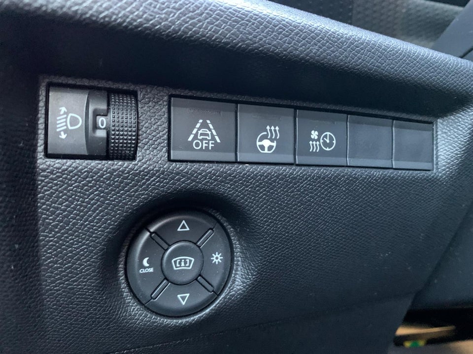 Citroën ë-C4 50 Shine Sport 5d