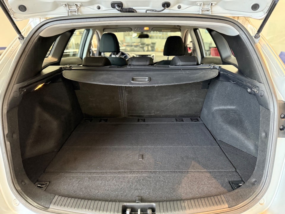 Hyundai i30 1,6 CRDi 110 XTR Eco 5d