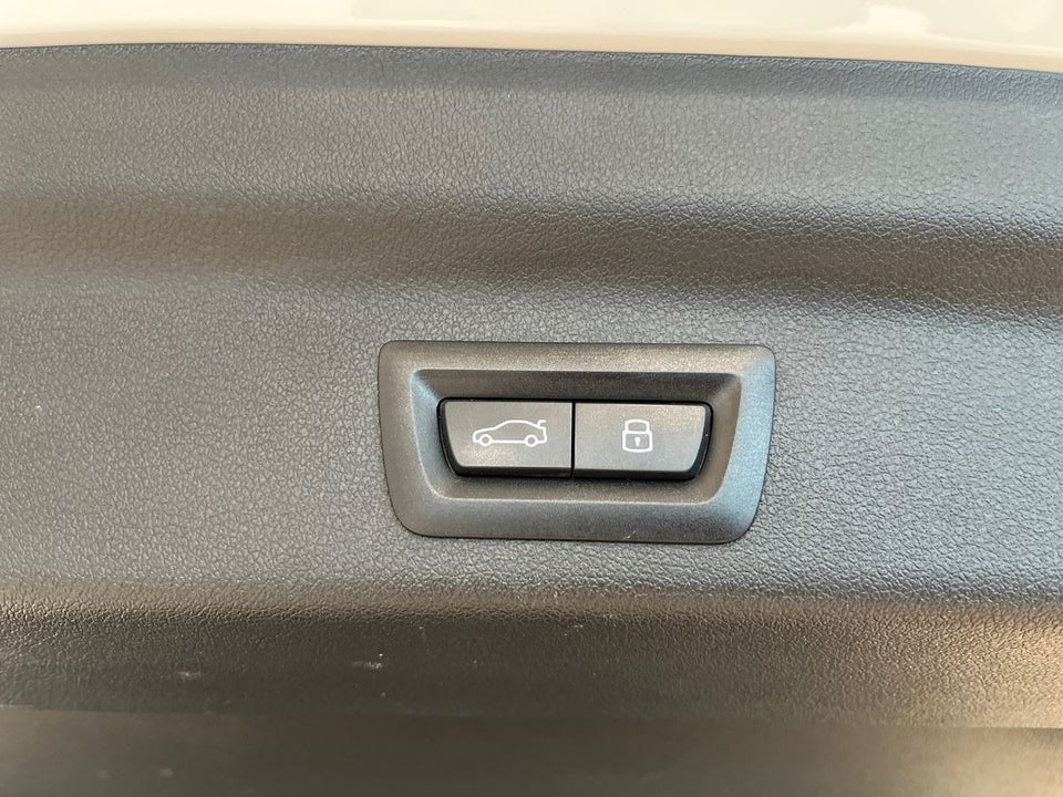 BMW iX1 eDrive20 M-Sport 5d