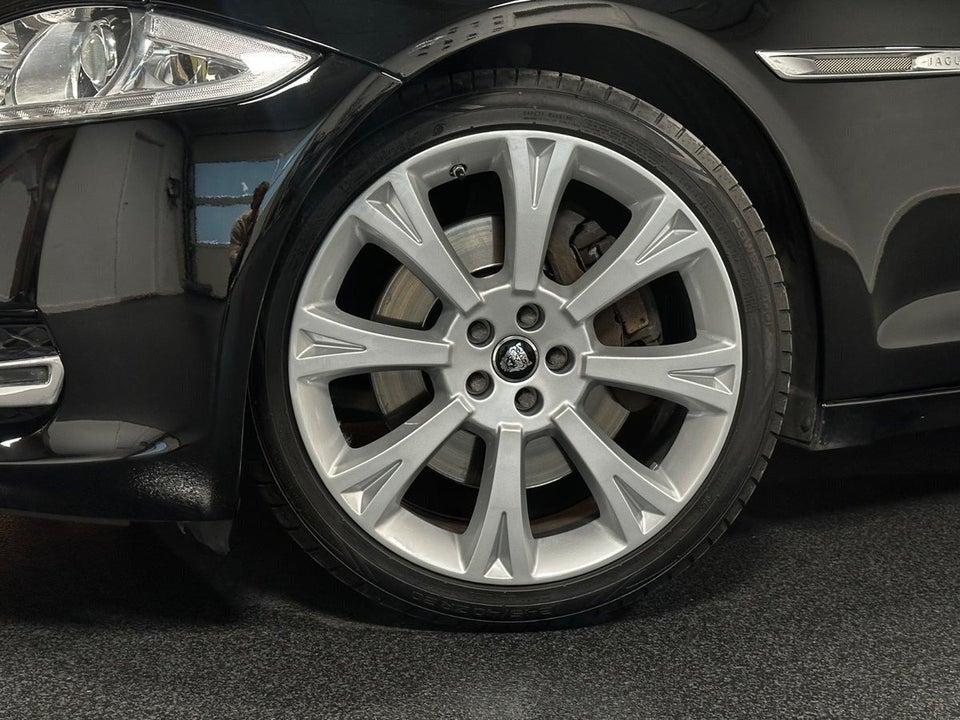 Jaguar XJ 5,0 V8 Portfolio aut. LWB 4d