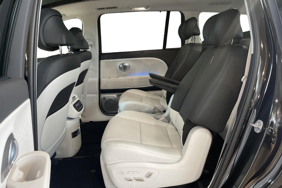 Hyundai Ioniq 9 110 Calligraphy 4WD 6prs 5d