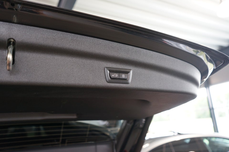 BMW iX1 eDrive20 M-Sport 5d