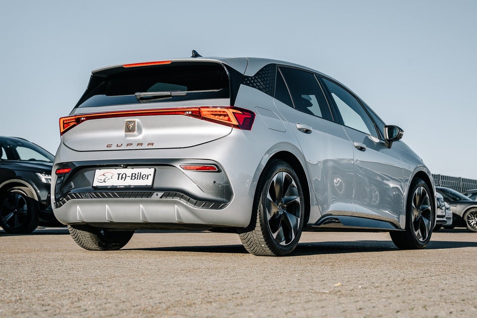 Cupra Born 77 e-Boost 5d