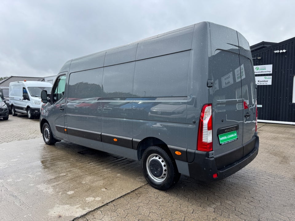 Renault Master IV T35 2,3 dCi 150 L3H2 Kassevogn