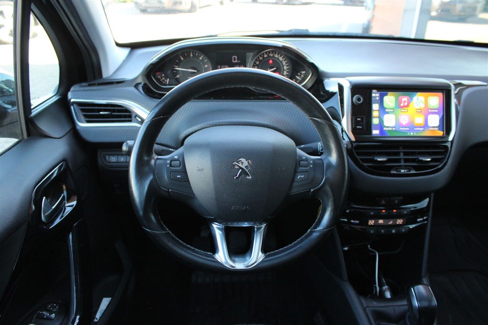 Peugeot 208 1,6 BlueHDi 100 Desire Sky 5d