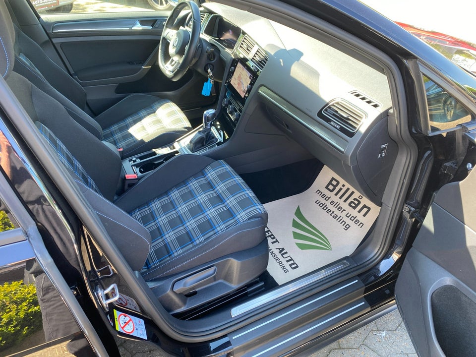 VW Golf VII 1,4 GTE DSG 5d