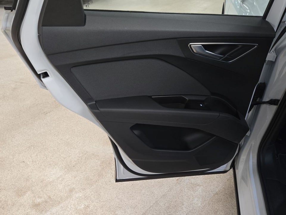 Audi Q4 e-tron 45 Progress 5d