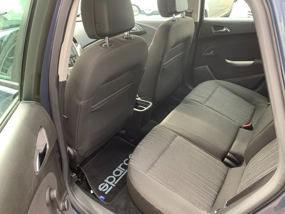 Opel Astra 1,6 Enjoy 5d