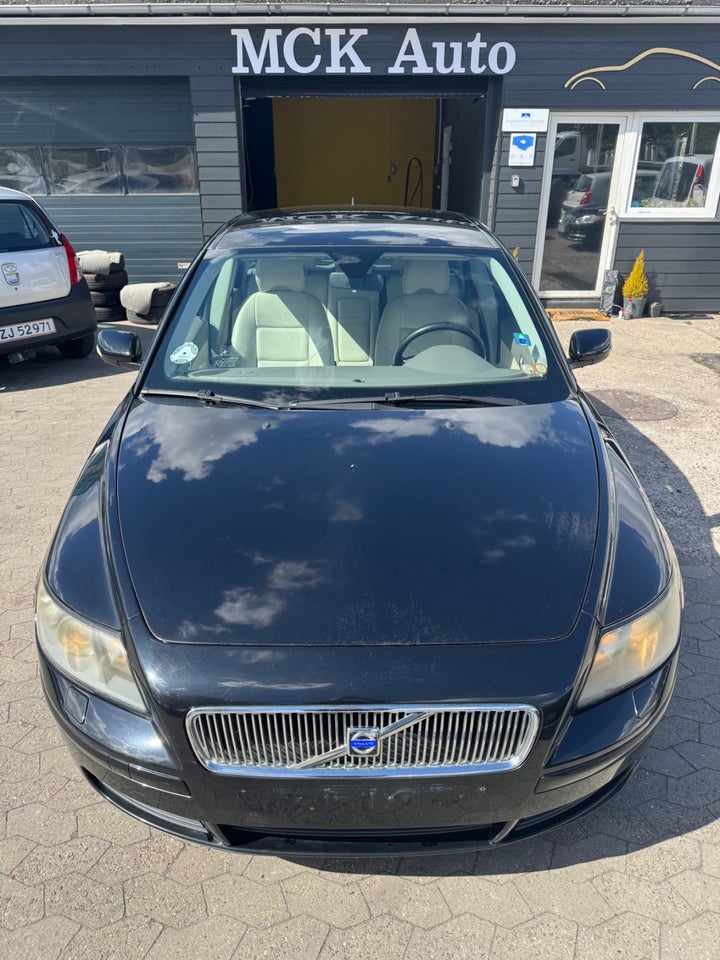 Volvo V50 2,4i Summum aut. 5d