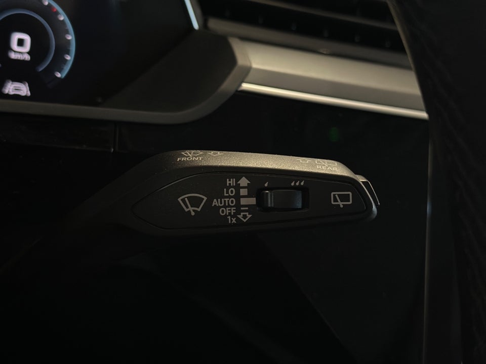 Audi e-tron 50 quattro 5d