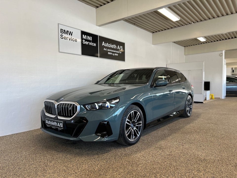 BMW i5 eDrive40 Touring Fully Charged 5d