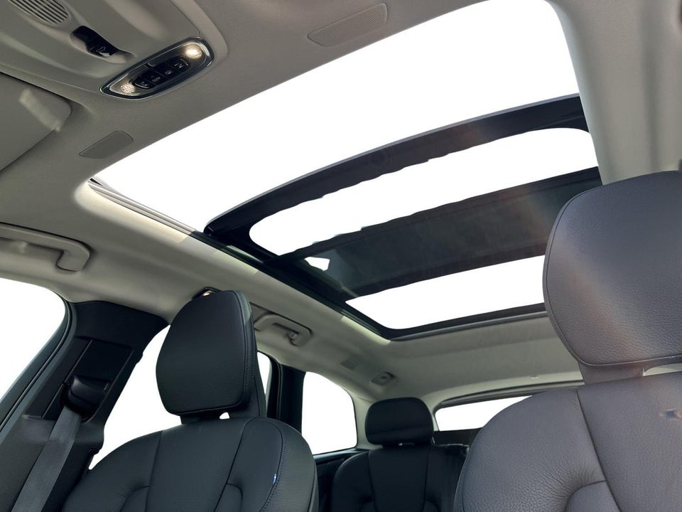 Volvo XC60 2,0 T6 ReCharge Inscription aut. AWD 5d