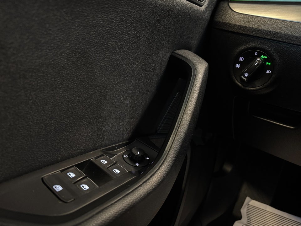 Skoda Superb 1,4 TSi 150 Style Combi DSG 5d