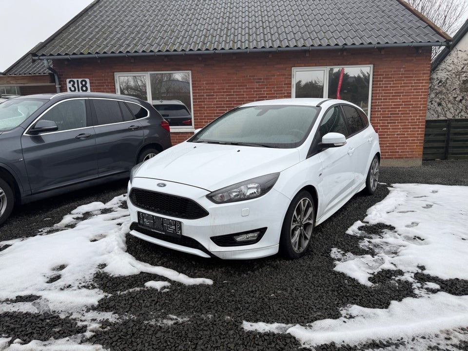 Ford Focus 1,0 SCTi 125 ST-Line 5d